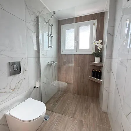 Apartman Migianthea House *