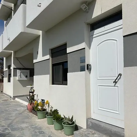 Migianthea House